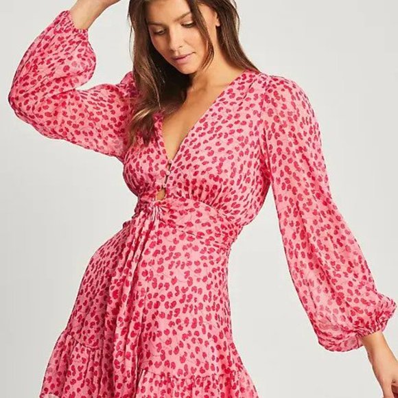 Beautiful, Sexy, Sweet Mini Dress - Picture 3 of 6